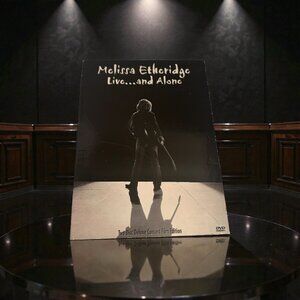 Melissa Etheridge – Live… and Alone (Two Disc Deluxe Concert Film Edition DVD)
